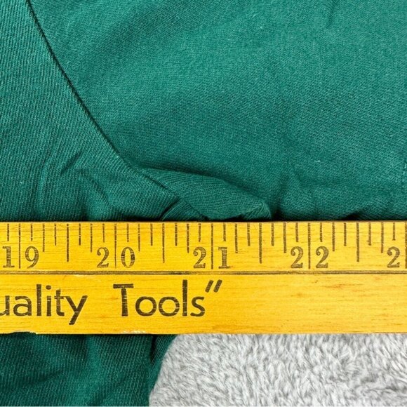 Palace x Gap Men's NWT T-shirt Size Small Rain Forest Green Streetwear - Picture 4 of 11